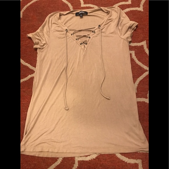 Lulu’s enjoy the ride lace up shirt top - Picture 2 of 6